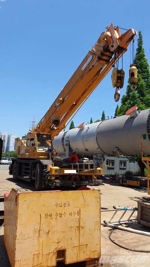 Kato SS 500 Γερανοί ανώμαλου εδάφους