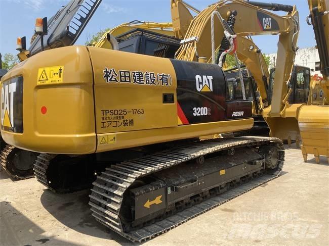 CAT 320 D2 Εκσκαφείς με ερπύστριες
