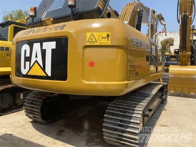 CAT 320 D2 Εκσκαφείς με ερπύστριες
