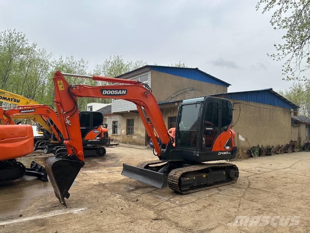 Doosan DX60 Εκσκαφείς με ερπύστριες