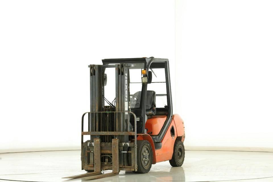 Nexen FDE-30 Πετρελαιοκίνητα Κλαρκ