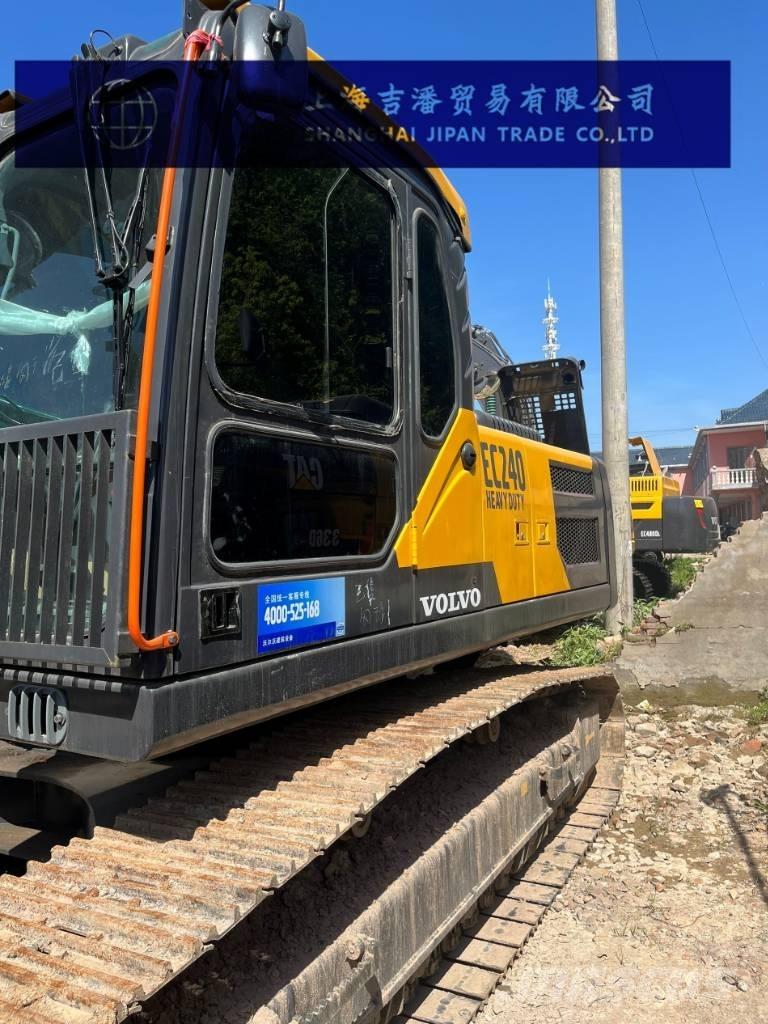 Volvo EC 240 Εκσκαφείς με ερπύστριες