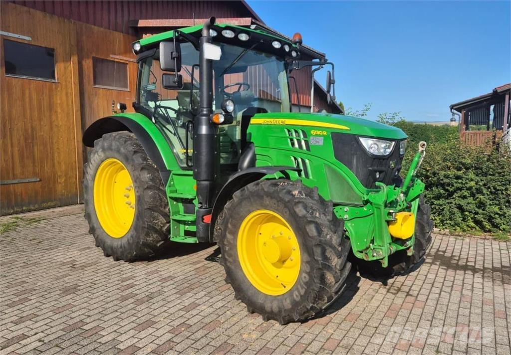 John Deere 6130R Τρακτέρ