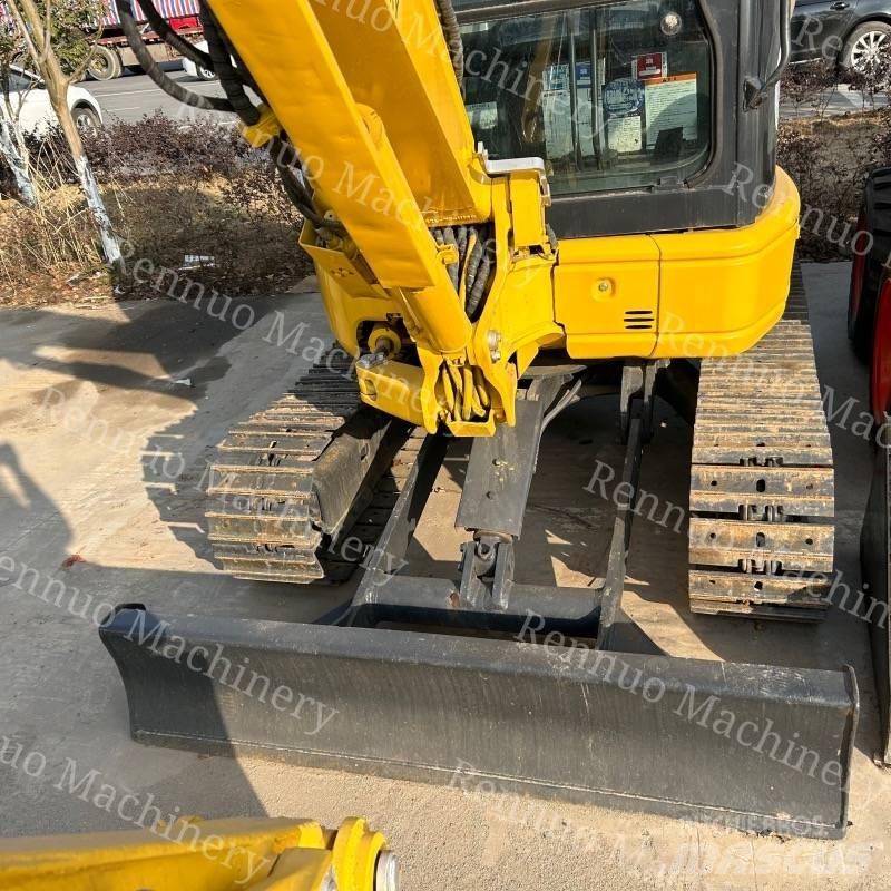 Komatsu PC35MR Εκσκαφάκι (διαβολάκι) < 7t