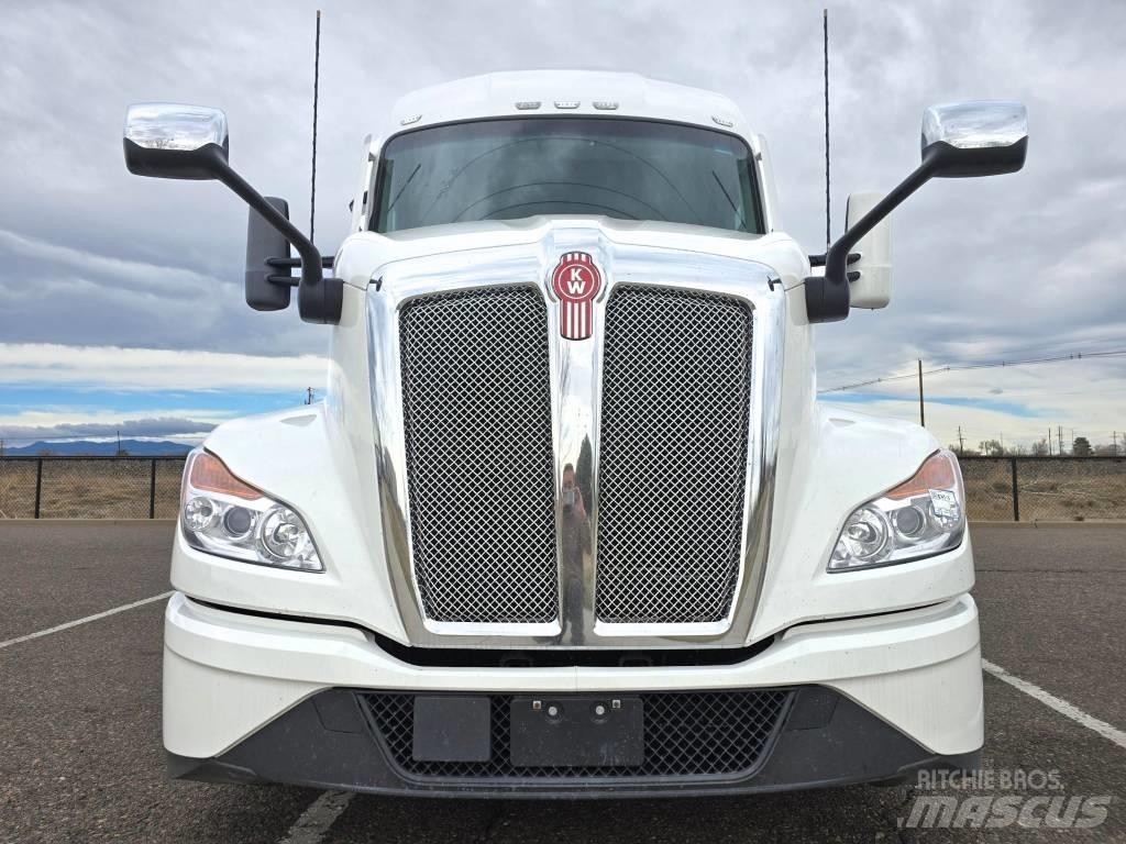 Kenworth T 680 Τράκτορες