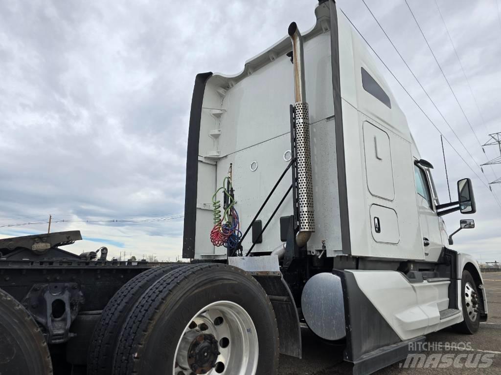 Kenworth T 680 Τράκτορες