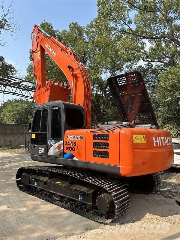 Hitachi 200 Εκσκαφείς με τροχούς - λάστιχα