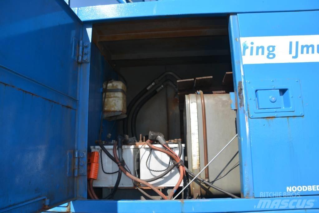 Hitachi KH 180-3 Γερανοί με ερπύστριες
