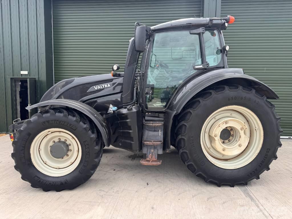 Valtra T 174 Τρακτέρ