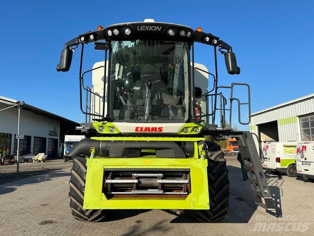 CLAAS 7400 Θεριζοαλωνιστικές μηχανές