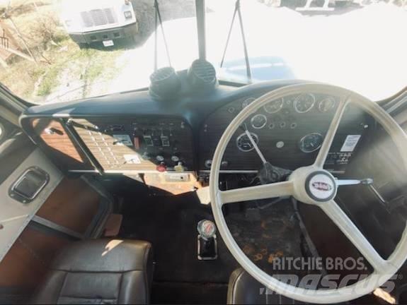 Peterbilt 359 Τράκτορες