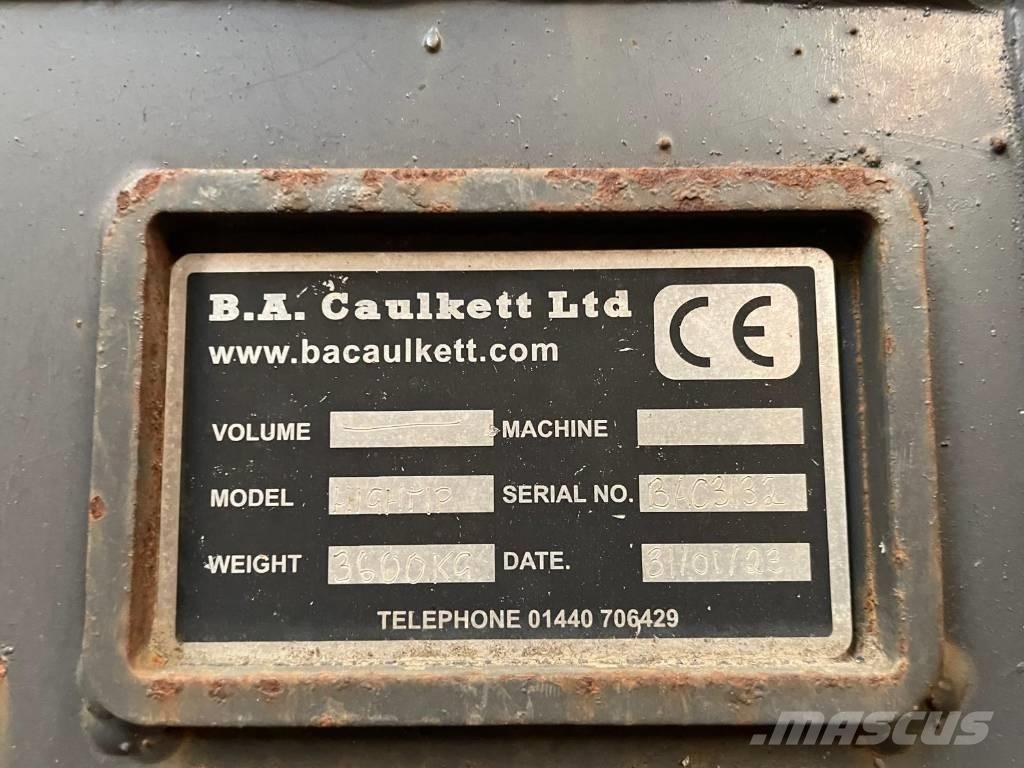 Volvo L 120 H Κουβάδες