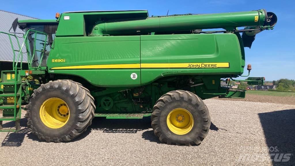 John Deere S690I Θεριζοαλωνιστικές μηχανές