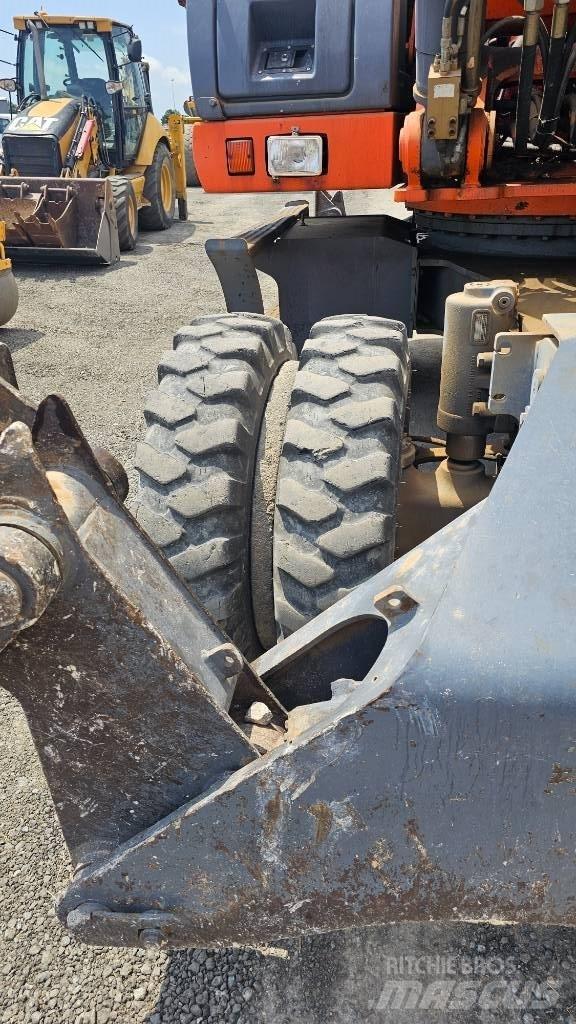 Fiat-Kobelco E215W Εκσκαφείς με τροχούς - λάστιχα