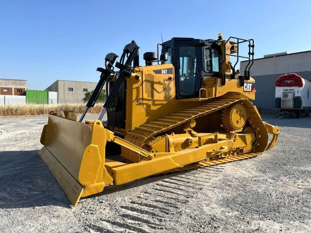 CAT D 6 T Μπουλντόζες με ερπύστριες