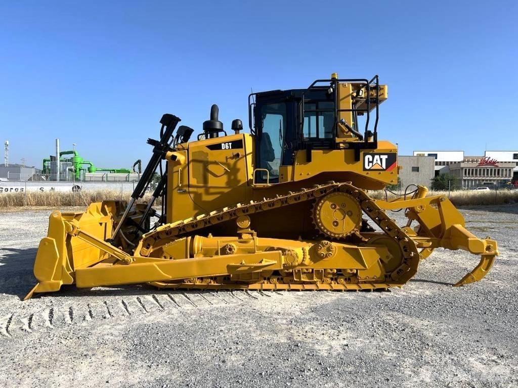 CAT D 6 T Μπουλντόζες με ερπύστριες