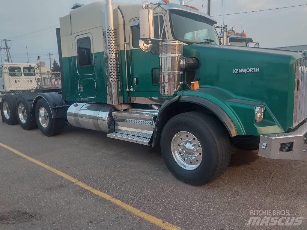 Kenworth T800 Τράκτορες