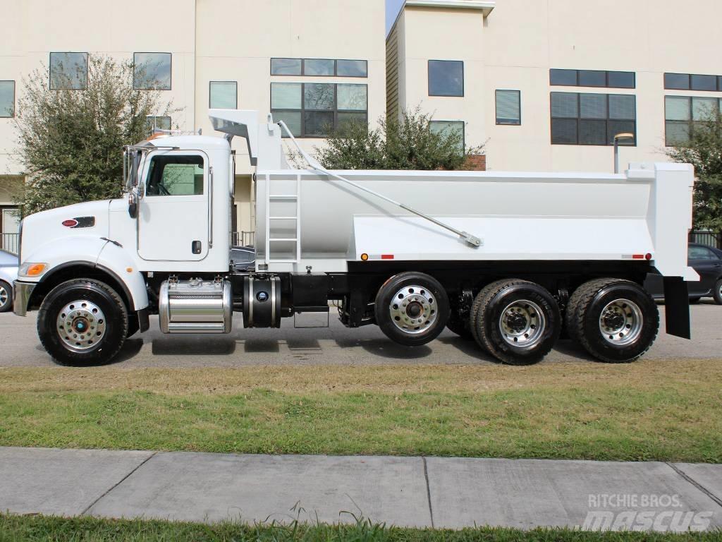 Peterbilt 348 Φορτηγά Ανατροπή