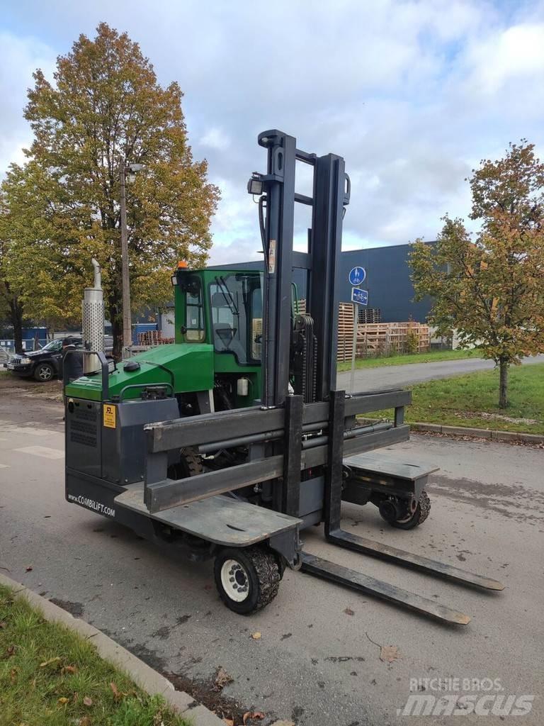 Combilift C4500 Γερανοί πλευρικής φόρτωσης εμπορευματοκιβωτίων