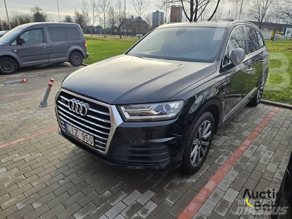 Audi Q7 Αυτοκίνητα