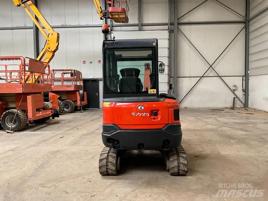 Kubota KX 030-4 Εκσκαφάκι (διαβολάκι) < 7t