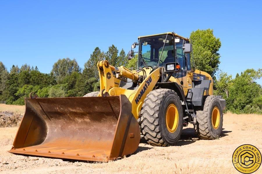 Komatsu WA 320-7 Φορτωτές με λάστιχα (Τροχοφόροι)