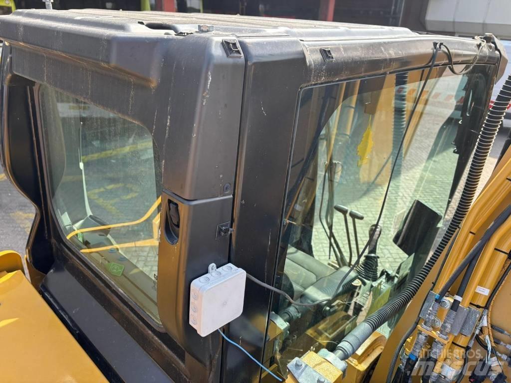 CAT 330 Εκσκαφείς με ερπύστριες