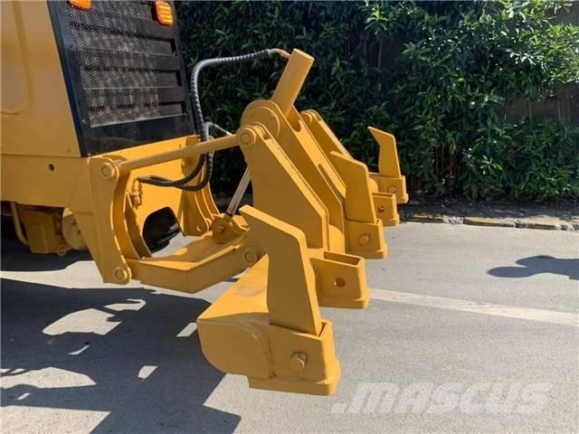 CAT 140K Γκρέιντερς