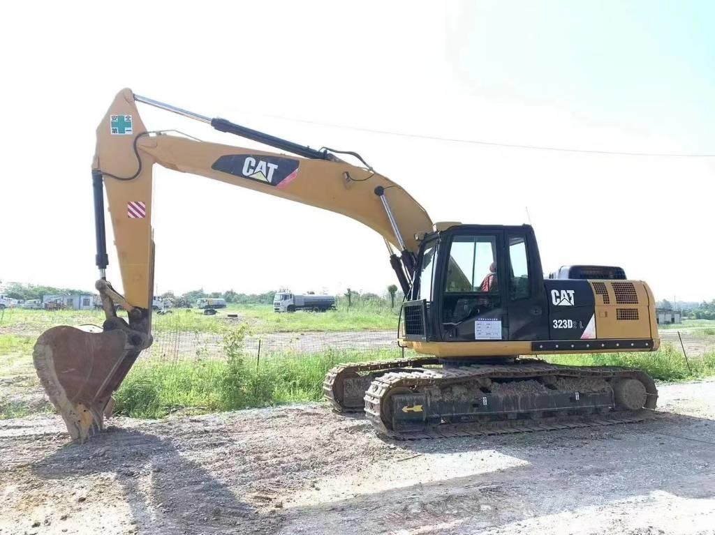 CAT CAT323D Εκσκαφείς με ερπύστριες