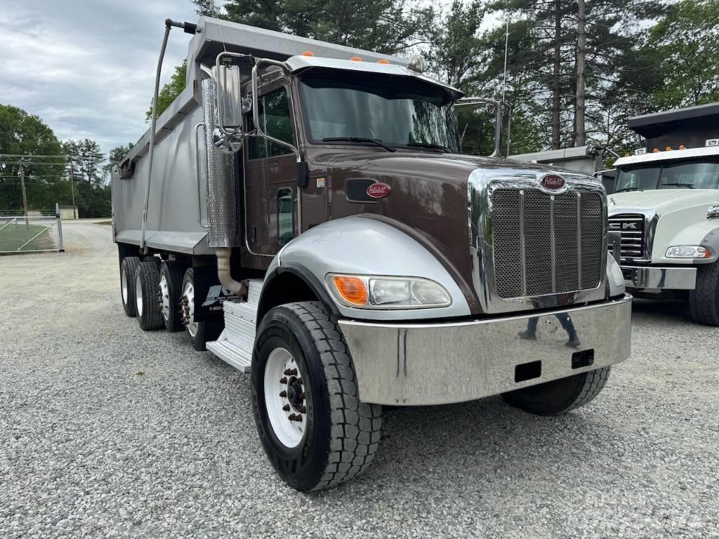 Peterbilt 348 Φορτηγά Ανατροπή