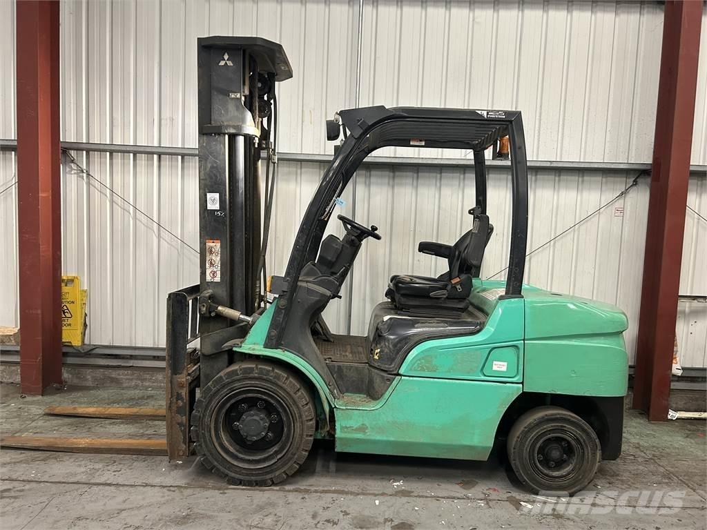 Mitsubishi FD35NT Πετρελαιοκίνητα Κλαρκ