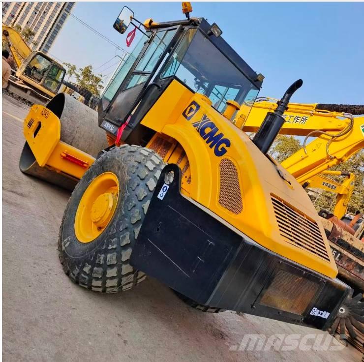 XCMG XS 142 J Οδοστρωτήρες μονού κυλίνδρου