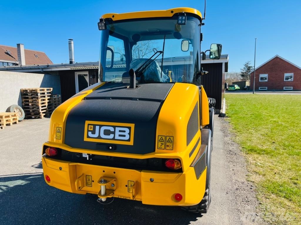 JCB 407 Φορτωτές πολλαπλών χρήσεων
