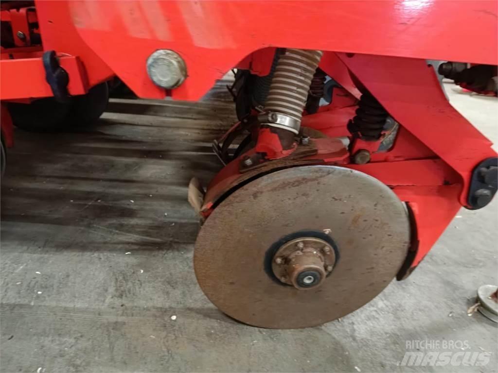 Kuhn Maxima 2TS Μηχανές σποράς ακριβείας