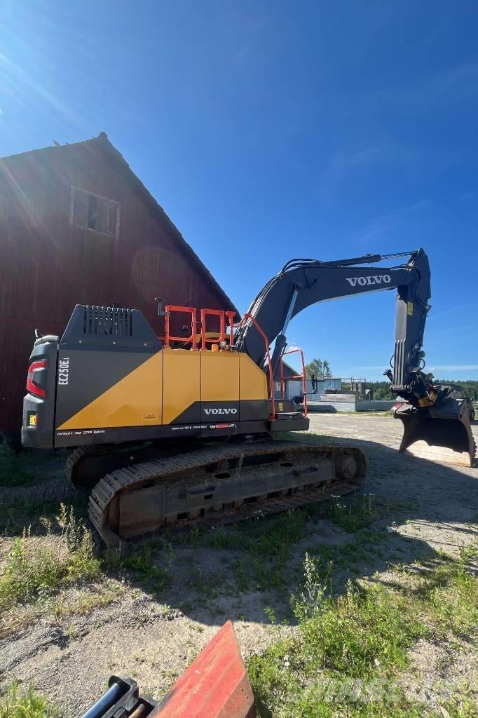 Volvo EC 250 EL Εκσκαφείς με ερπύστριες