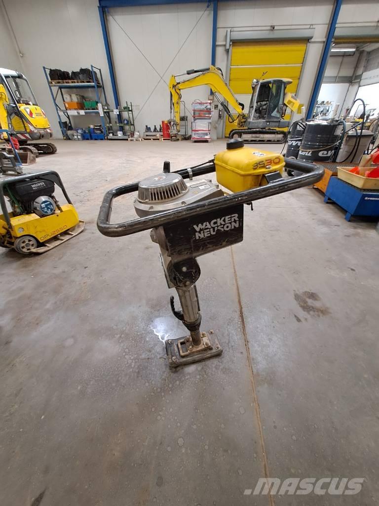 Wacker Neuson BS30 Κόπανοι