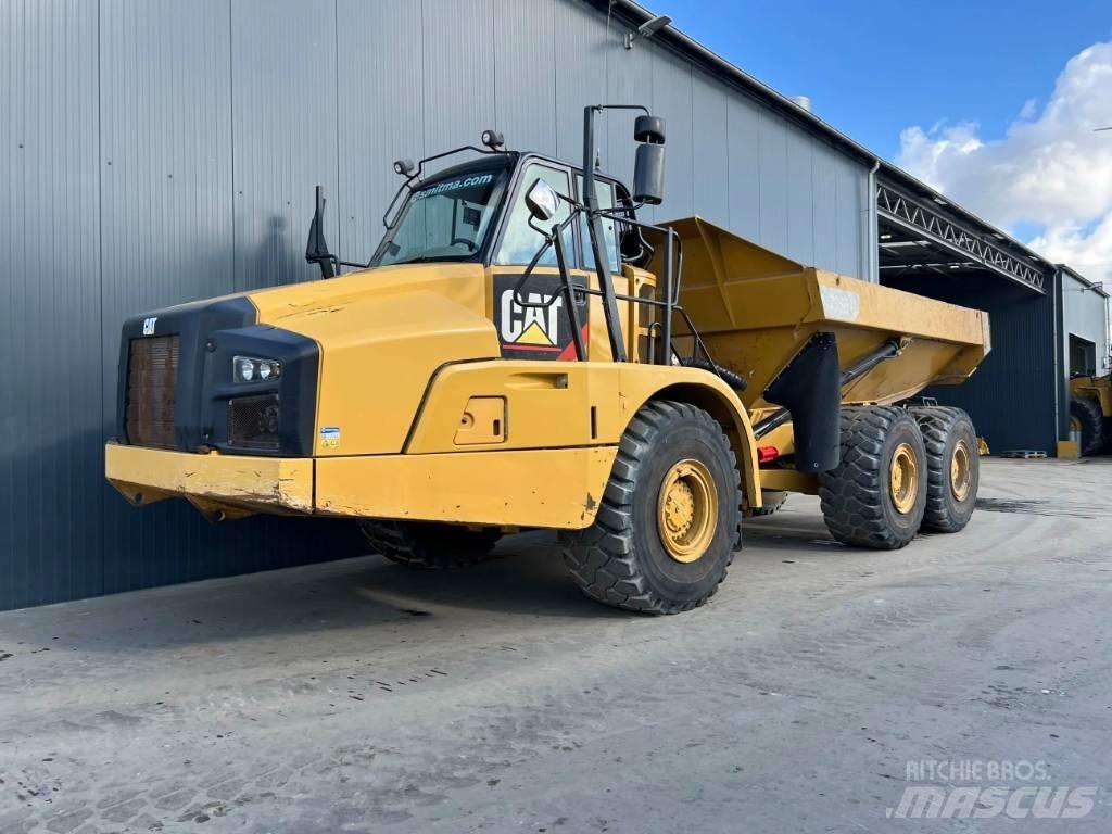CAT 735B Σπαστό Dump Truck ADT