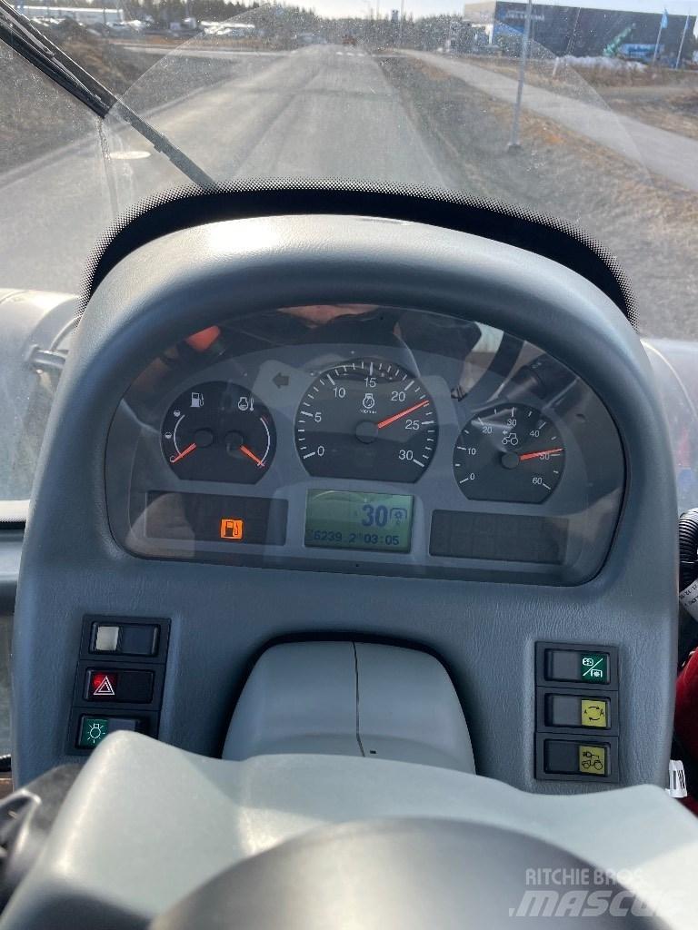 Valtra T151 Τρακτέρ