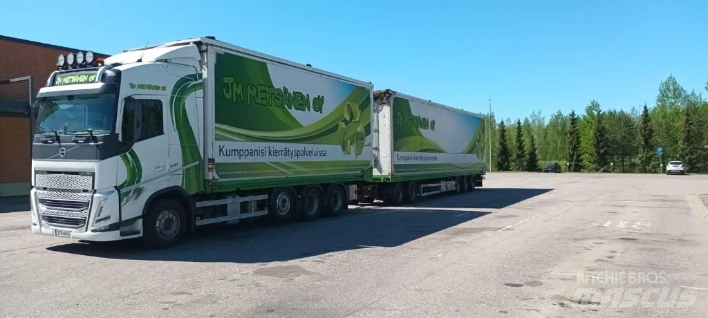 Volvo FH 13 Φορτηγά θρυμματισένου ξύλου