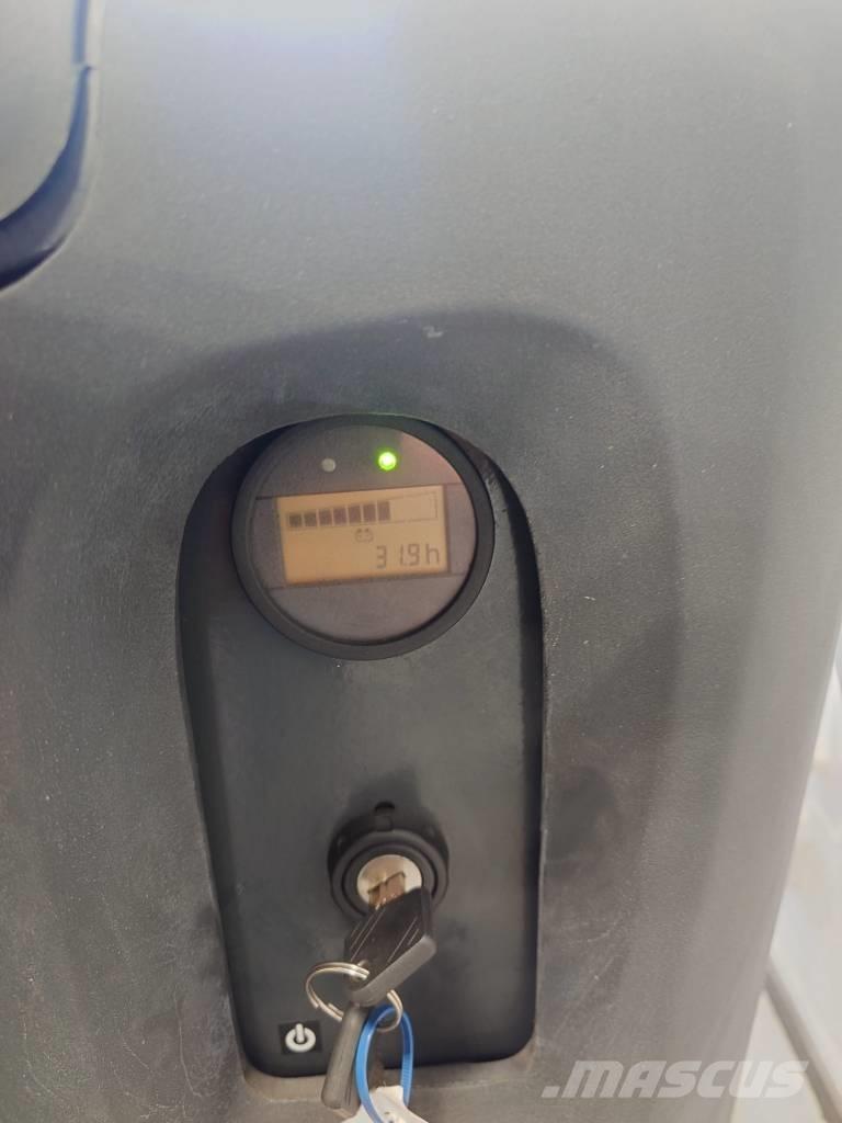 Linde T20P/1151 Χειροκίνητο περονοφόρο ανυψωτικό με πλατφόρμα