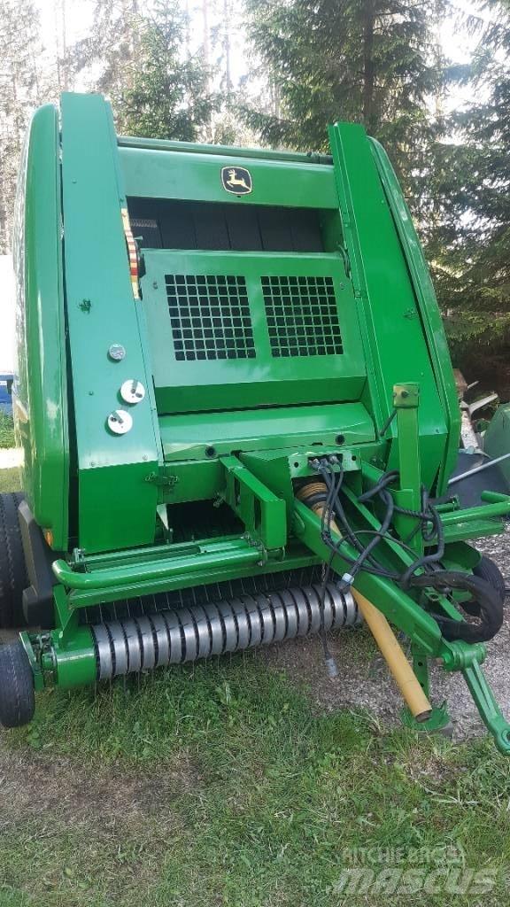 John Deere 854 Πρέσες κυλινδρικών δεμάτων
