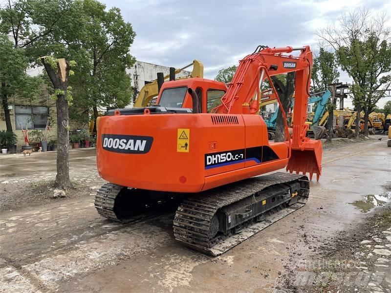 Doosan DX150 Εκσκαφείς με ερπύστριες