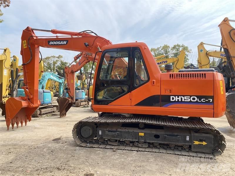 Doosan DX150 Εκσκαφείς με ερπύστριες