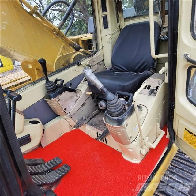 CAT 330B Εκσκαφείς με ερπύστριες