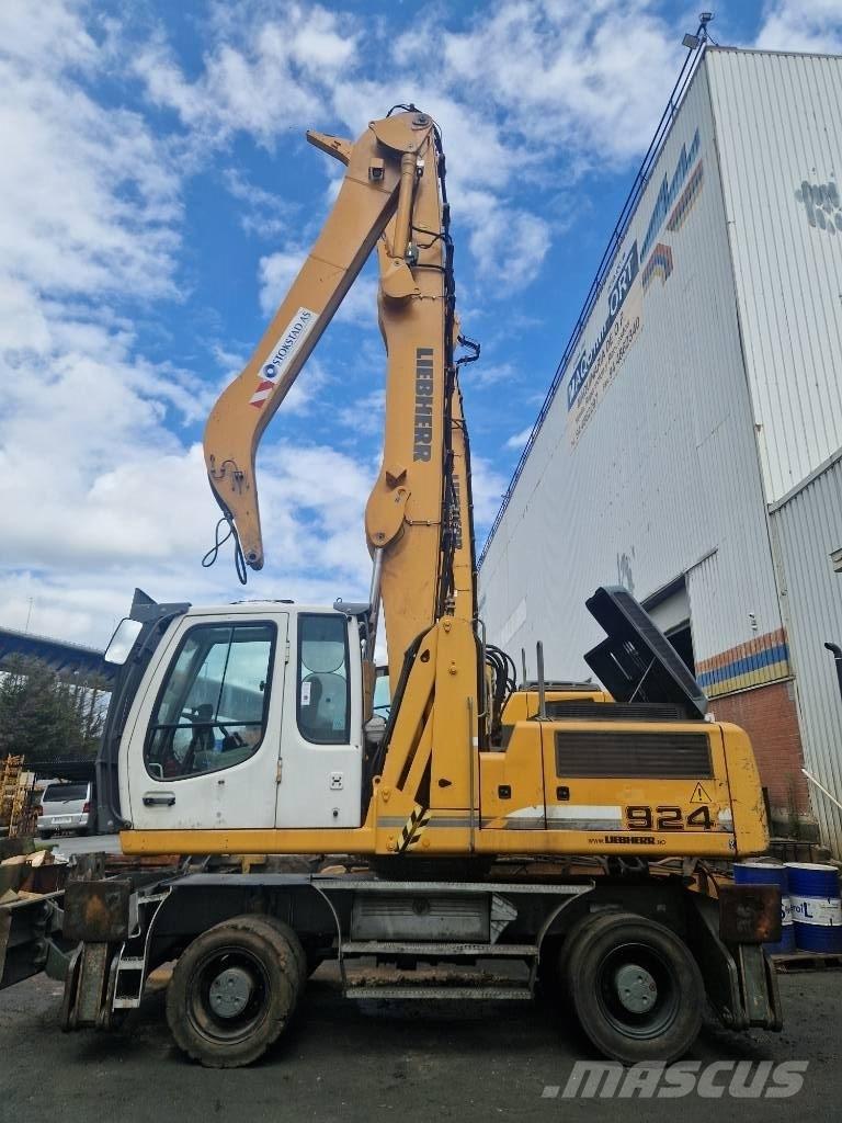 Liebherr A924C Βιομηχανικά μηχανήματα διαχείρισης αποβλήτων