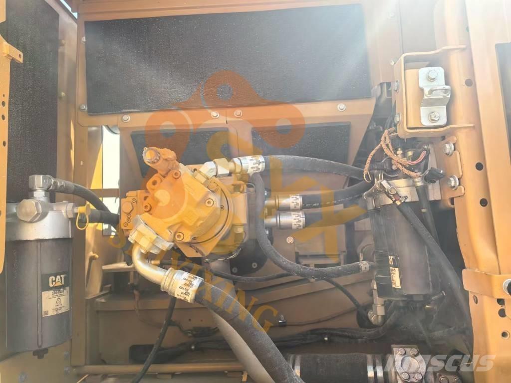 CAT 345GC Εκσκαφείς με ερπύστριες