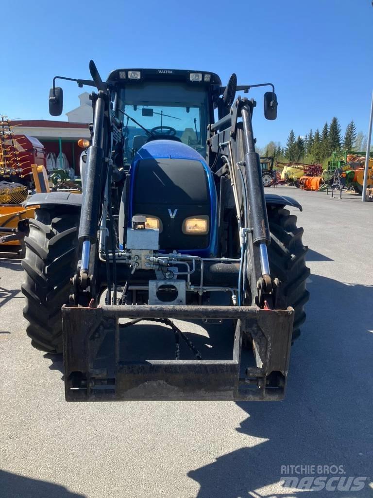 Valtra T 151 Τρακτέρ