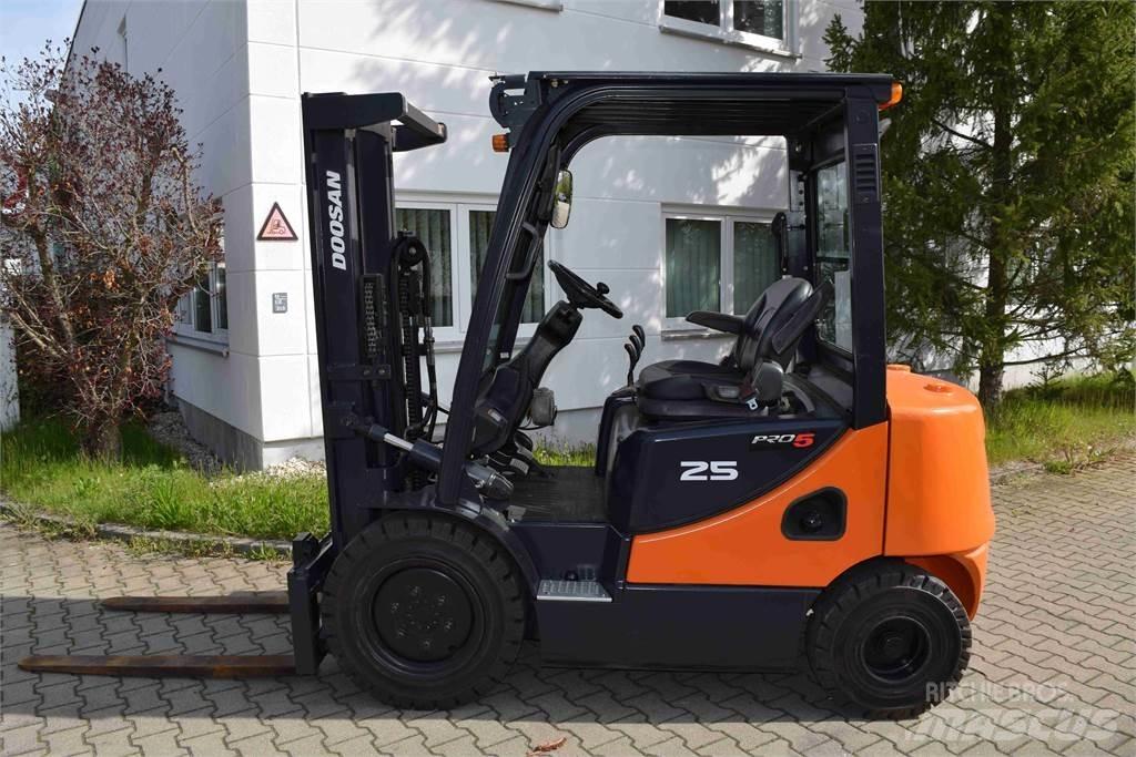 Doosan D 25 S-5 Πετρελαιοκίνητα Κλαρκ