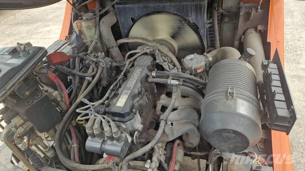 Doosan G 33 P-5 Περονοφόρα ανυψωτικά κλαρκ με φυσικό αέριο LPG