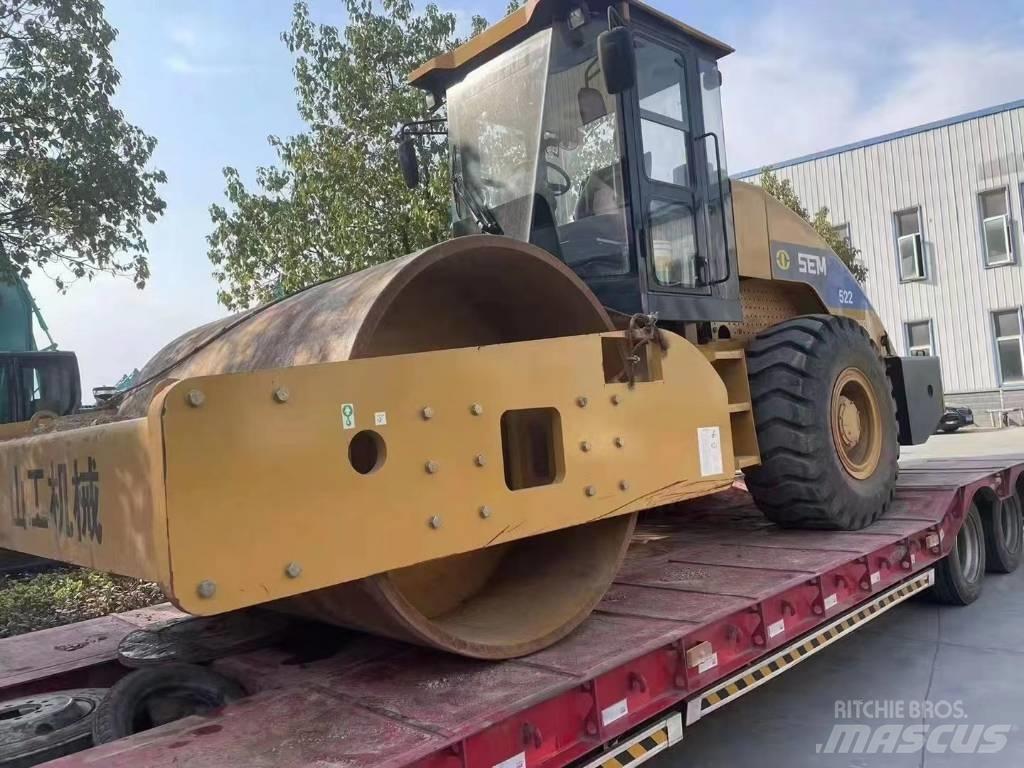SEM 8220 road roller Οδοστρωτήρες μονού κυλίνδρου